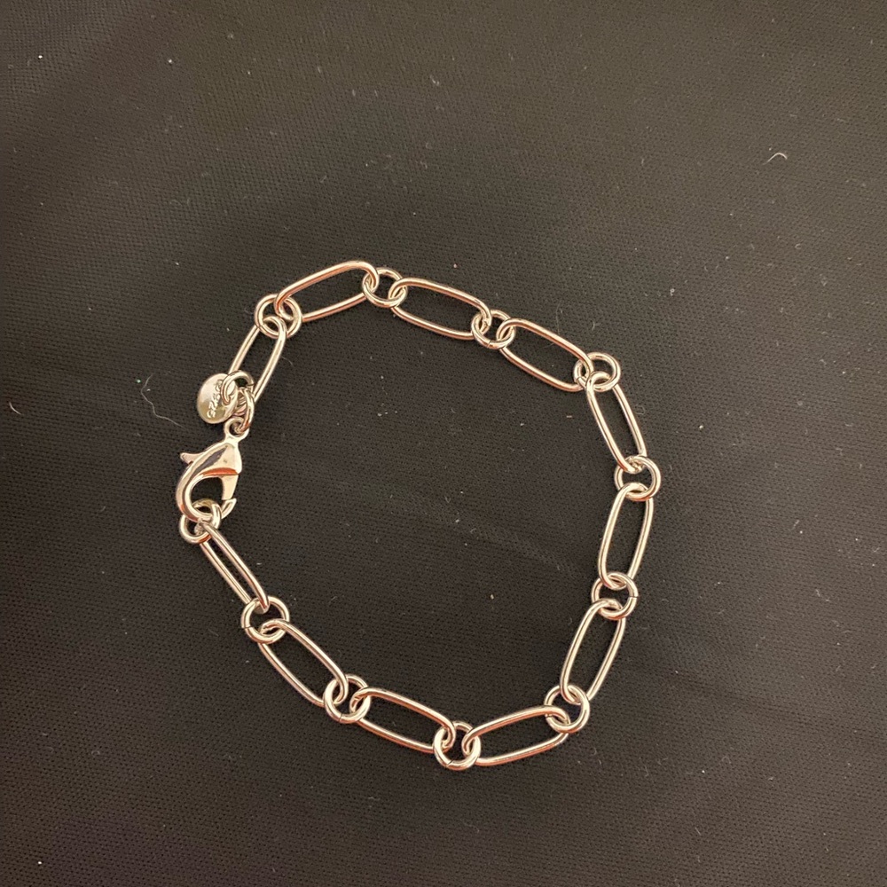 Paper clip style bracelet